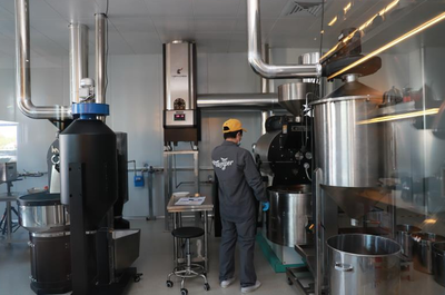 開(kāi)發(fā)區(qū)新添一處網(wǎng)紅&ldquo;打卡地&rdquo;全省首家自有咖啡夢(mèng)工廠開(kāi)業(yè)